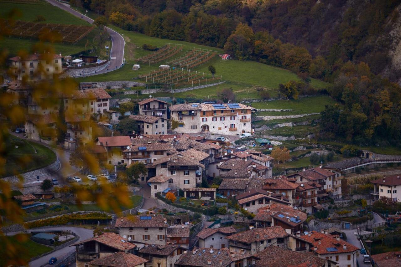 Le Terre Di Gu Villa Tenno Luaran gambar